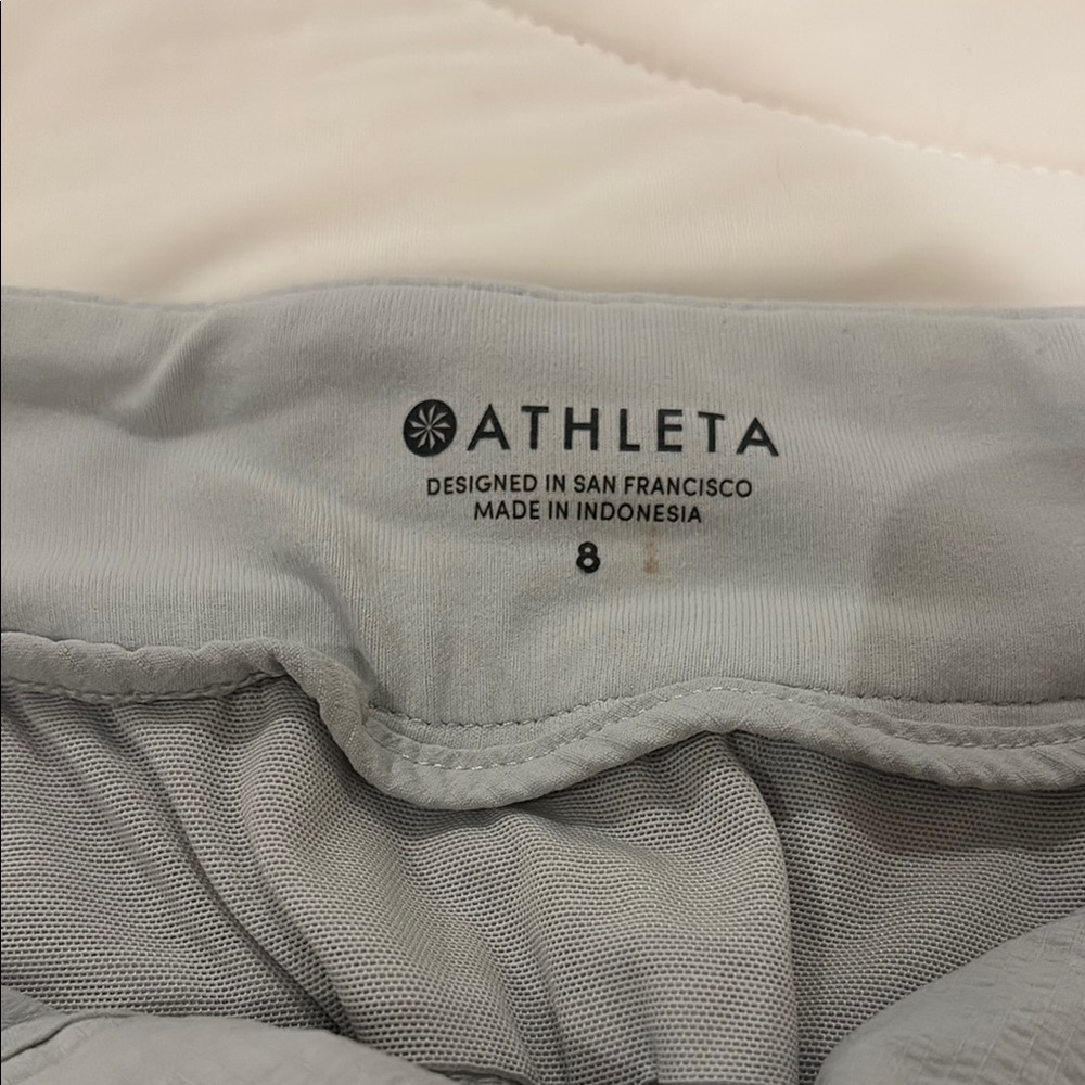 Athleta Gray Cargo Shorts Lightweight Casual - Picture 3 of 3